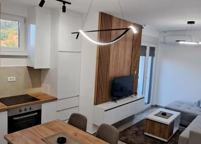 Adonis Баня-Ковиляча